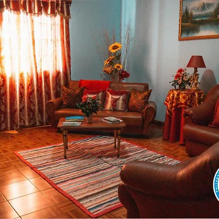 Cordeiro's House Tatil Evi